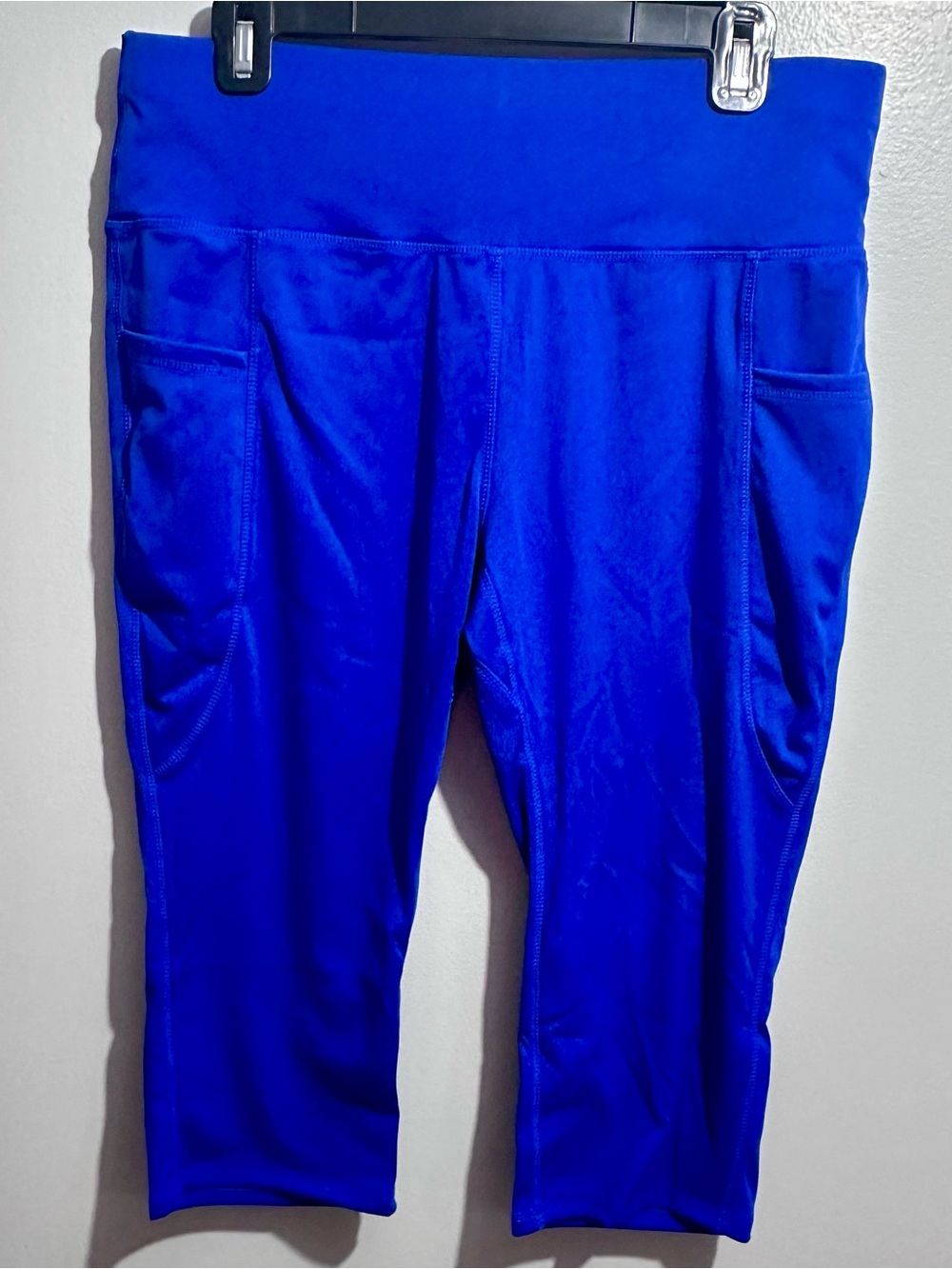 High-Waist Capri Leggings in Royal Blue Size L (957)
